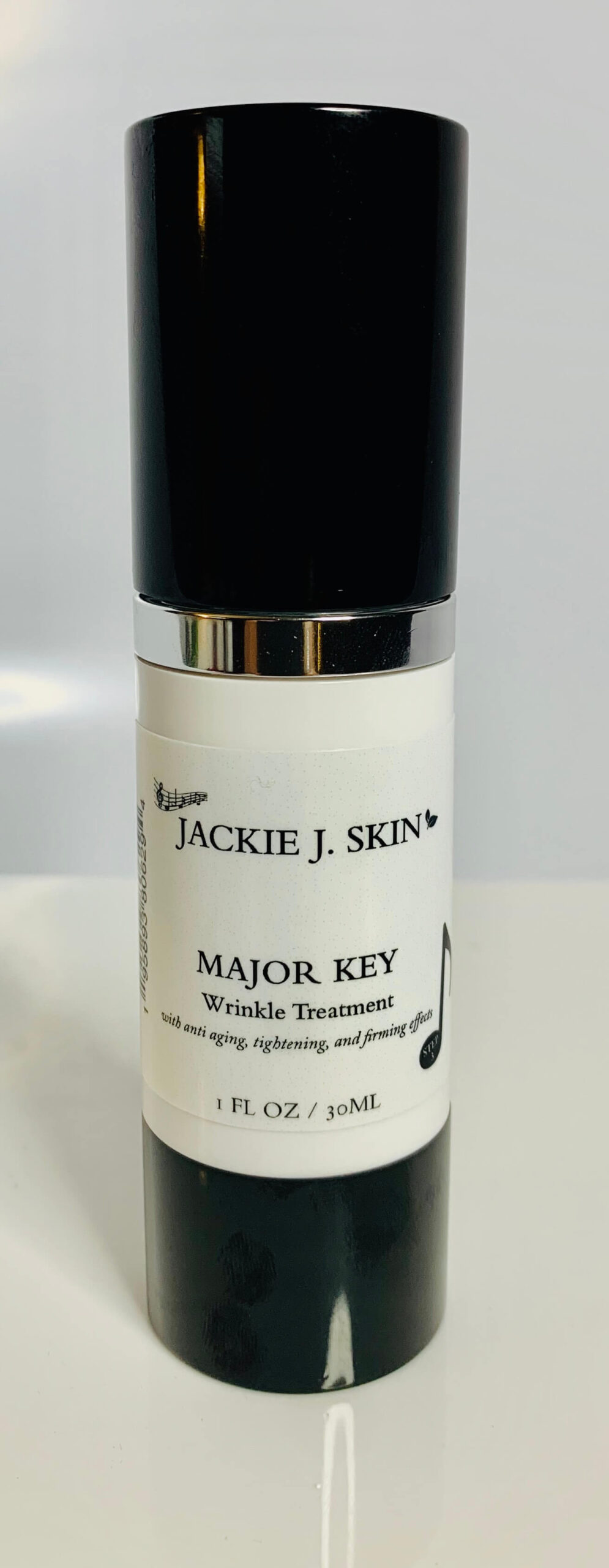 It's a Hit!! Hyaluronic Acid & Vitamin C Serum – Jackie J. Skin